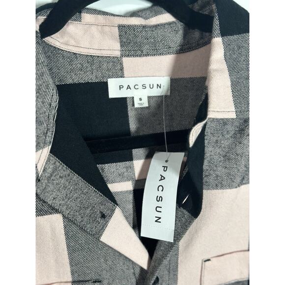 NWT Pacsun Mens Classic Plaid Flannel Button Down Long Sleeve Pink/Black Small - Picture 7 of 12